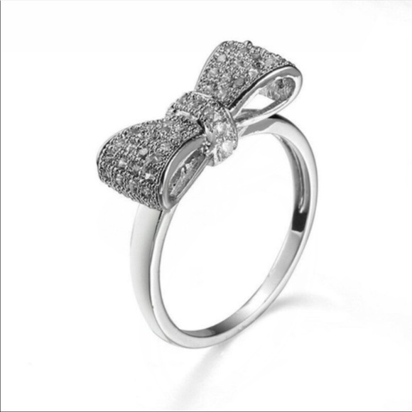 New Women’s 925 Silver Bow Diamond Ring - Picture 5 of 5